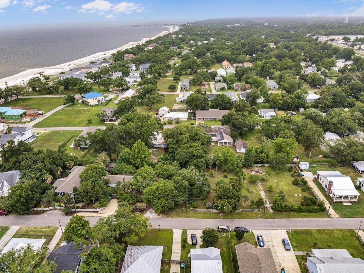 Bare Feet Bungalow -Close To Beach & Dog Friendly Gulfport Zewnętrze zdjęcie