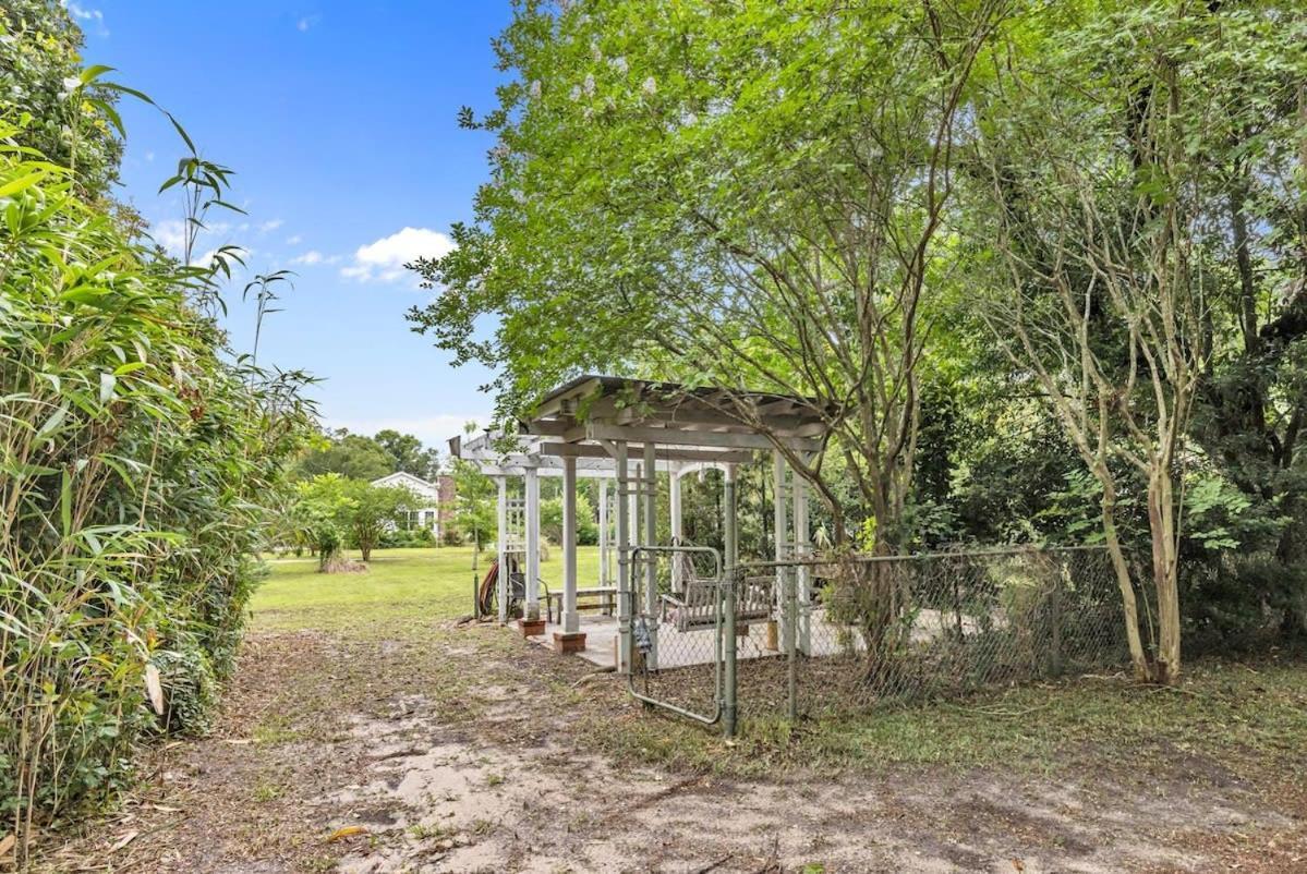 Bare Feet Bungalow -Close To Beach & Dog Friendly Gulfport Zewnętrze zdjęcie